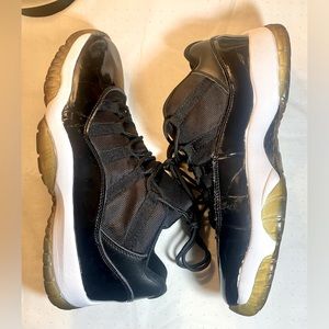 Jordan 11 Retro Low IE
Space Jam, Size 13